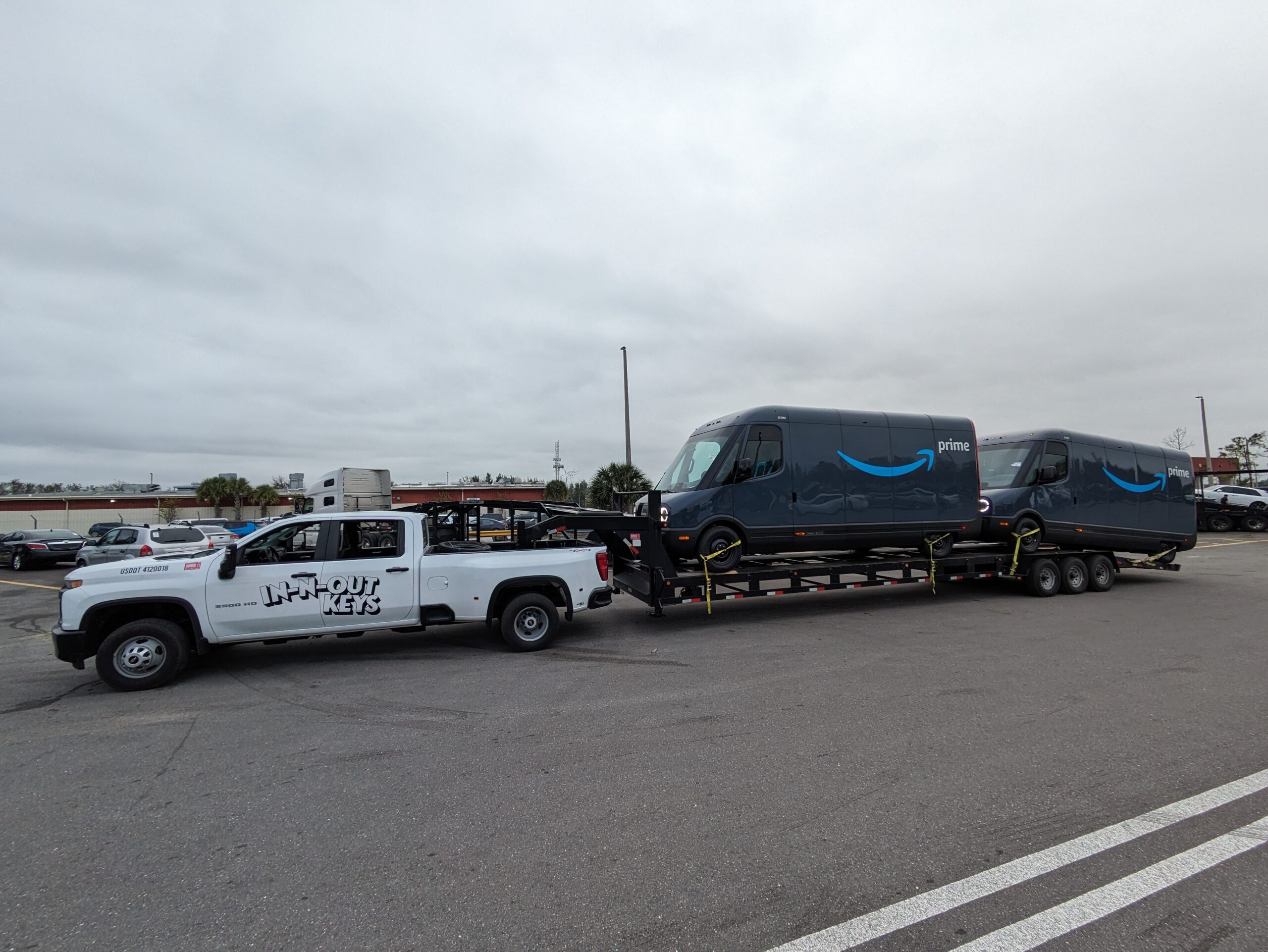 In-N-Out Keys auto transport truck Florida Keys